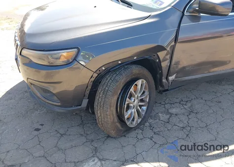 2019 Jeep Cherokee Latitude Plus 4X4 из США, поврежденный, VIN 1C4PJMLX5KD456471